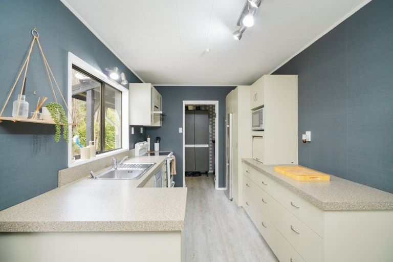 Photo of property in 41 Bryson Road, Otatara, Invercargill, 9879