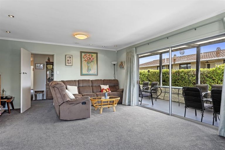 Photo of property in 10 Douglas Street, Rangiora, 7400