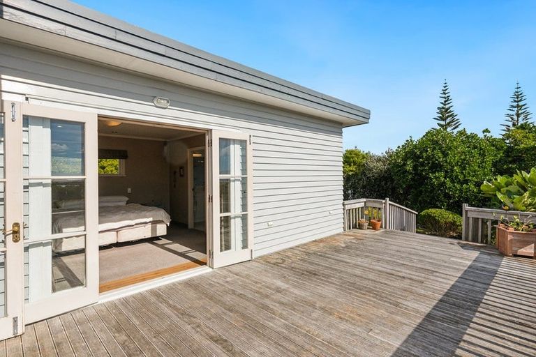 Photo of property in 6 Ruru Road, Otaihanga, Paraparaumu, 5036