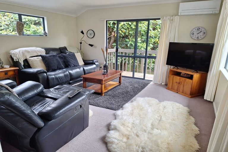 Photo of property in 85a Clovelly Road, Bucklands Beach, Auckland, 2012