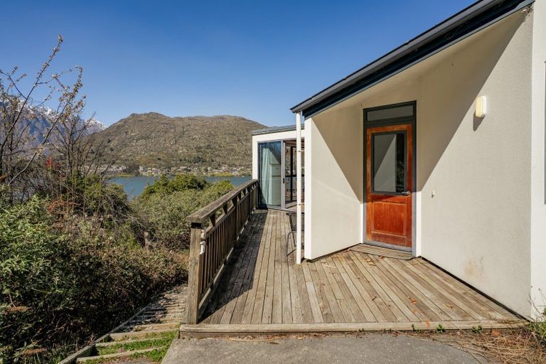 Photo of property in 8b Cresta Lane, Frankton, Queenstown, 9300