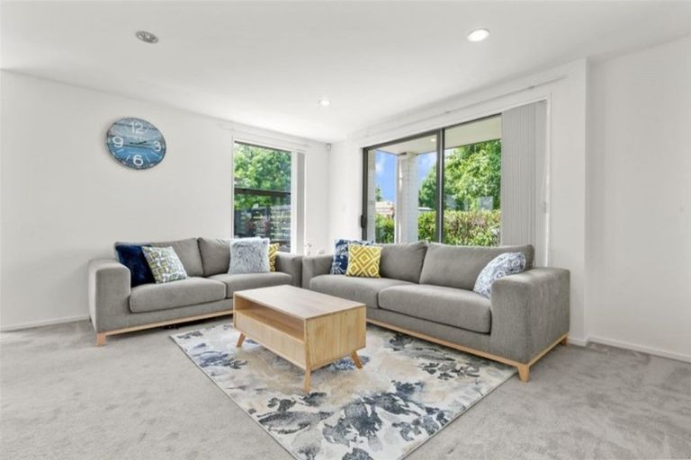 Photo of property in 176 Porchester Road, Takanini, 2112