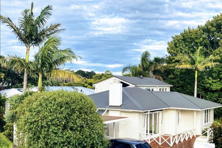 Photo of property in 126 Hinemoa Street, Birkenhead, Auckland, 0626
