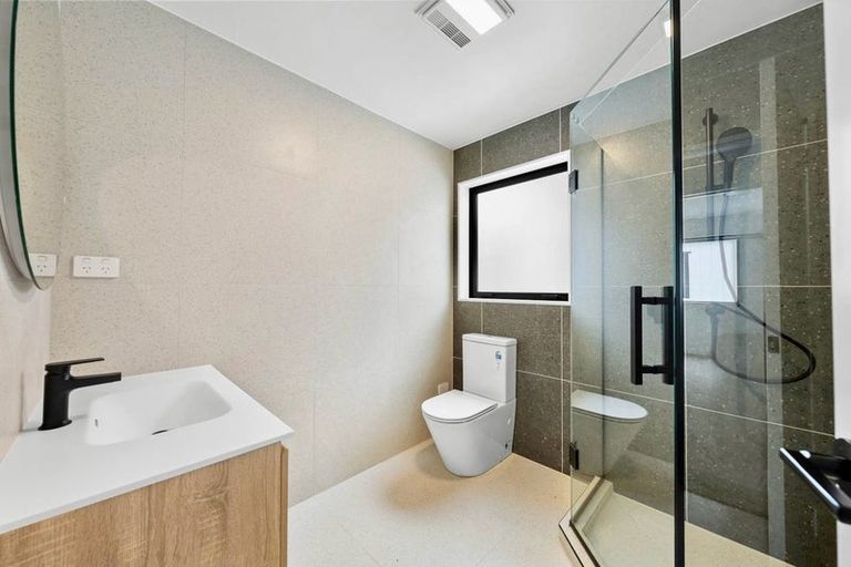 Photo of property in 73 Maungakaraka Road, Karaka, 2580