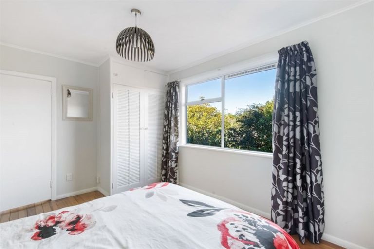 Photo of property in 88 Black Rock Road, Newlands, Wellington, 6037