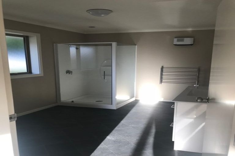 Photo of property in 22 Larne Place, Belfast, Christchurch, 8051