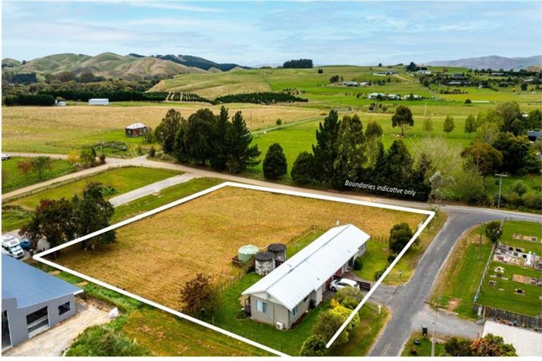 Photo of property in 4 Marae Street, Waipawa, 4275