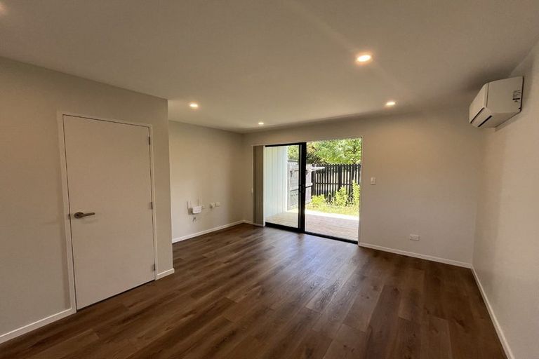Photo of property in 16 Whai Hua Lane, Mangere Bridge, Auckland, 2022