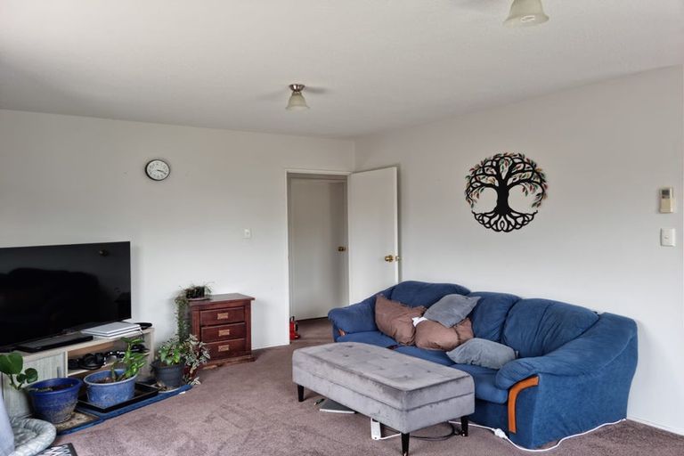 Photo of property in 7 Farm Lane, Parklands, Christchurch, 8083