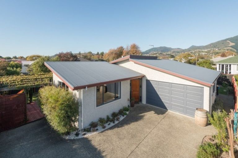 Photo of property in 30 Allport Place, Stoke, Nelson, 7011