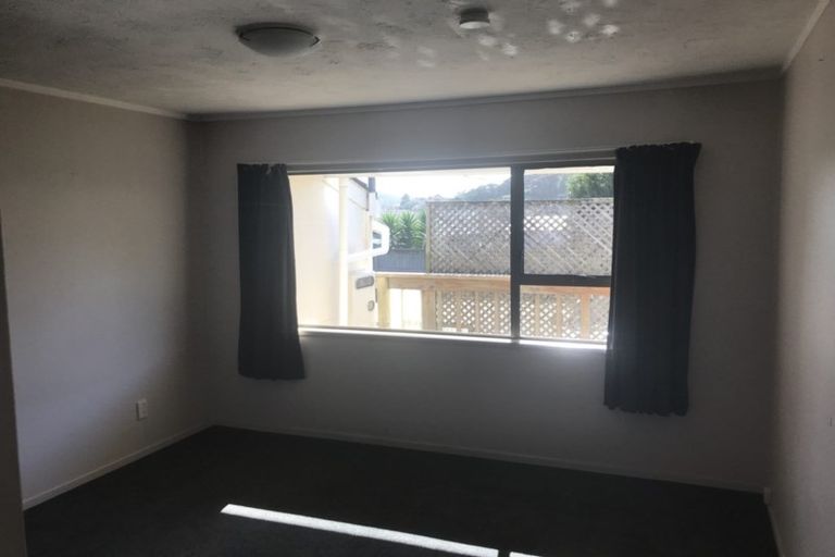 Photo of property in 2/81a Salisbury Road, Birkdale, Auckland, 0626