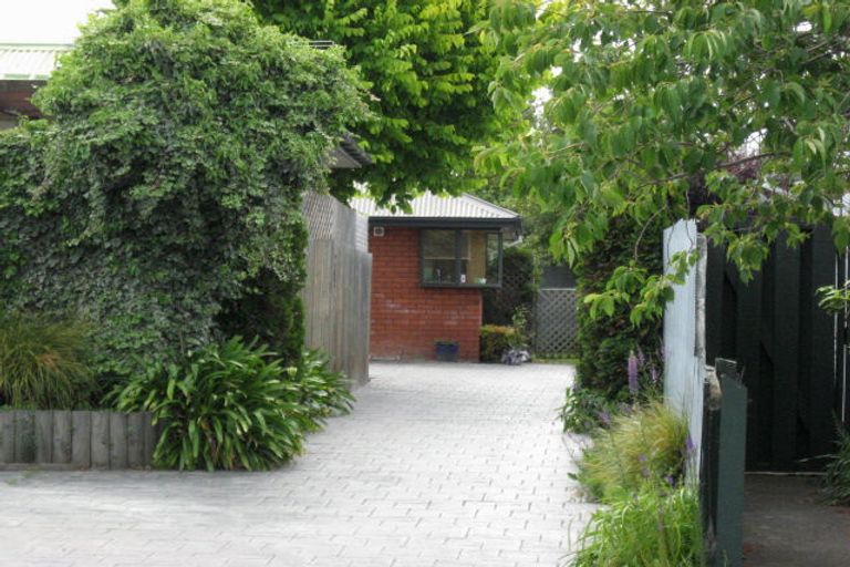 Photo of property in 1/45 Yardley Street, Avonhead, Christchurch, 8042