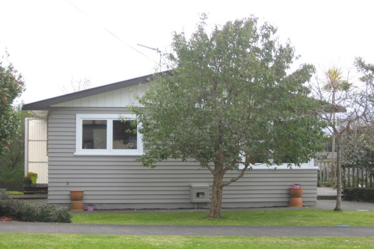 Photo of property in 26 Penrith Street, Westown, New Plymouth, 4310