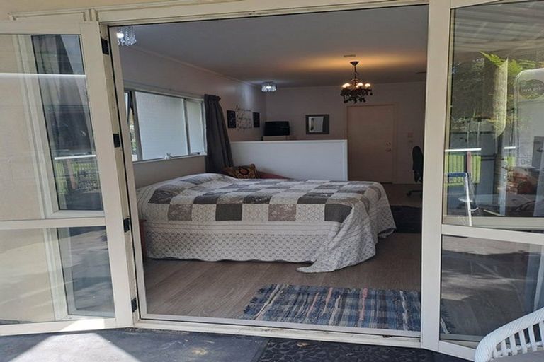 Photo of property in 4 Clayden Drive, Gulf Harbour, Whangaparaoa, 0930