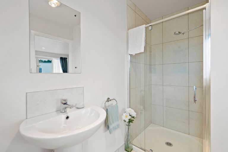 Photo of property in 121 Haruru Falls Road, Haruru, 0204