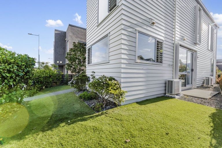 Photo of property in 38 Wallace Road, Hobsonville, Auckland, 0616