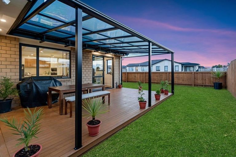 Photo of property in 1 Pipi Crescent, Tuakau, 2121