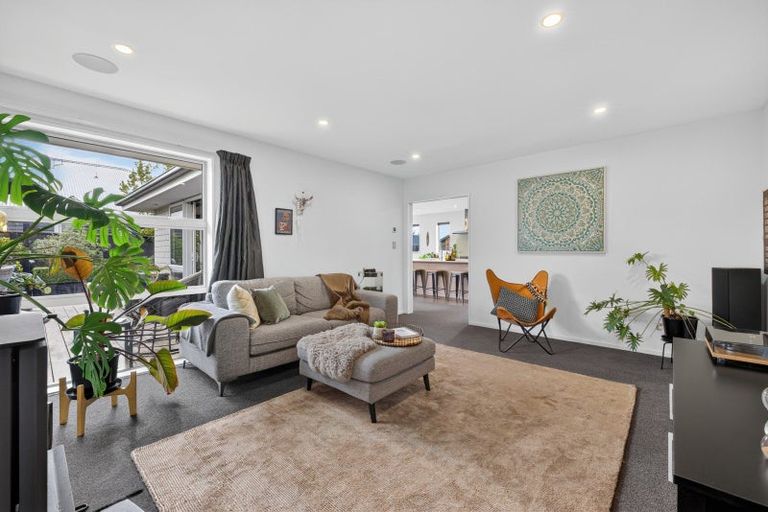 Photo of property in 7 Wattle Lane, Rangiora, 7400