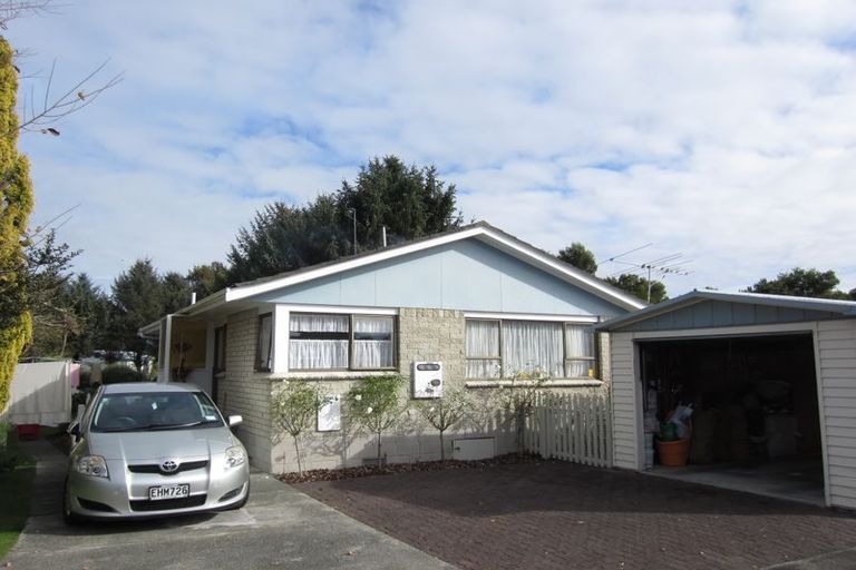 Photo of property in 1/36 Pukeroa Place, Papakura, 2110