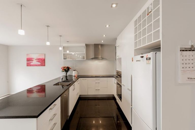 Photo of property in 5 Bushlands Park Drive, Albany, Auckland, 0632