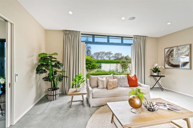 Photo of property in 51 Kirkwood Avenue, Upper Riccarton, Christchurch, 8041