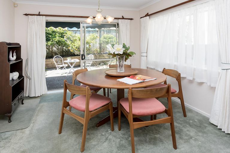 Photo of property in 3 Belsera Court, Northpark, Auckland, 2013