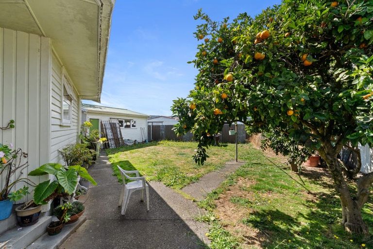 Photo of property in 13 Arran Street, Levin, 5510