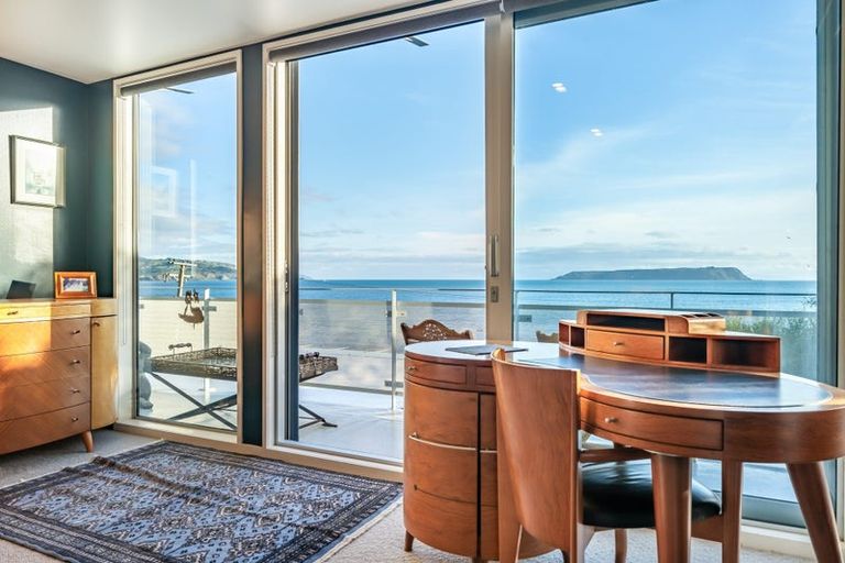 Photo of property in 80 Moana Road, Plimmerton, Porirua, 5026