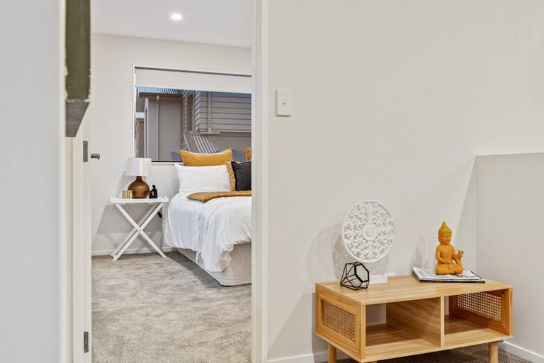 Photo of property in 79a Granville Drive, Massey, Auckland, 0614