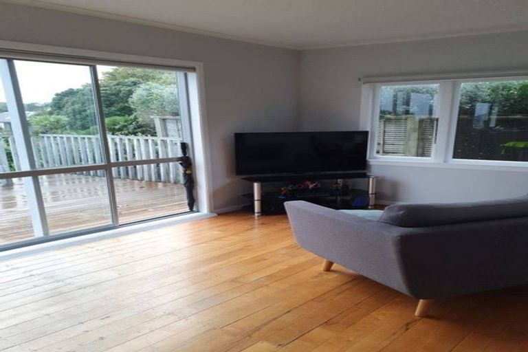 Photo of property in 855 Whangaparaoa Road, Manly, Whangaparaoa, 0930