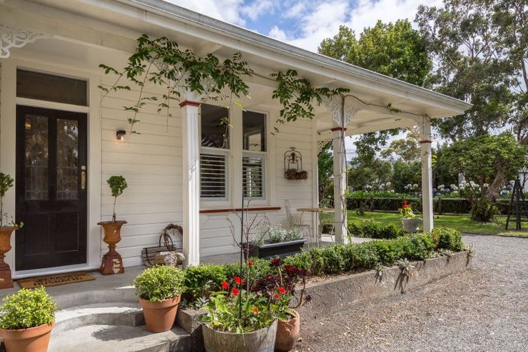 Photo of property in 100 Revans Street, Featherston, 5710