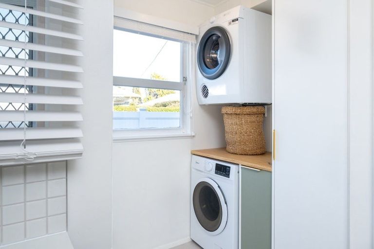 Photo of property in 4b Guthrie Road, Havelock North, 4130