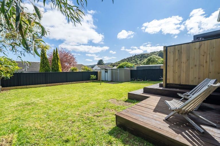 Photo of property in 86 Wilkie Crescent, Naenae, Lower Hutt, 5011