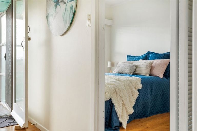 Photo of property in 3/7 Lenihan Street, Northcote, Auckland, 0627