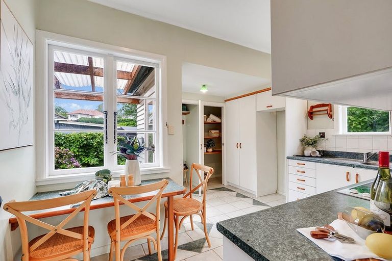 Photo of property in 24 Plunket Terrace, Hamilton East, Hamilton, 3216