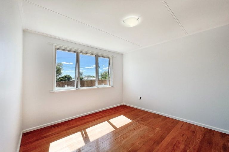 Photo of property in 1/34 Miro Street, New Lynn, Auckland, 0600