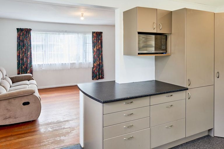 Photo of property in 9 Bledisloe Crescent, Wainuiomata, Lower Hutt, 5014