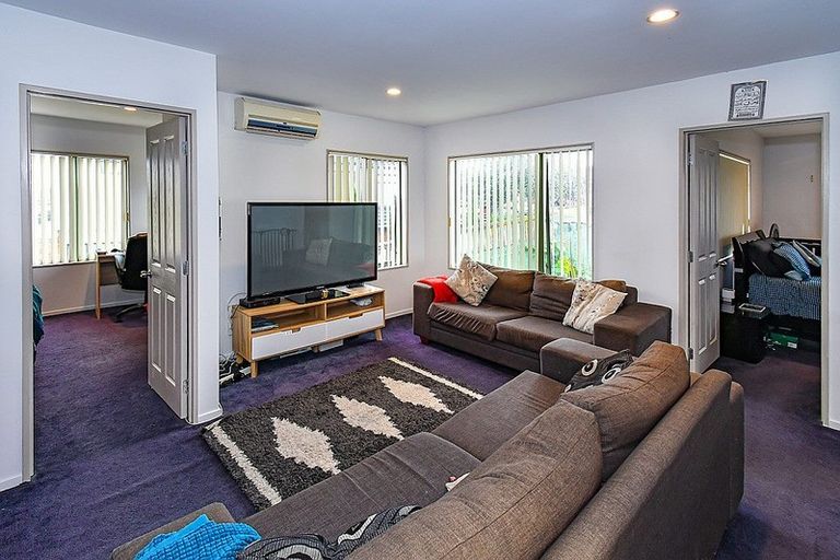 Photo of property in 44 Crossandra Drive, Mangere, Auckland, 2022
