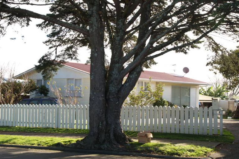 Photo of property in 1 Appleby Place, Mangere East, Auckland, 2024