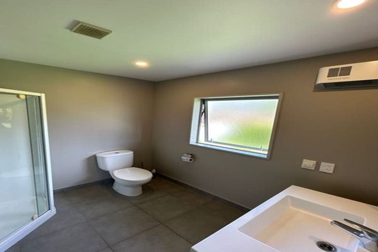 Photo of property in 2 Mystery Grove, Lake Hayes, Queenstown, 9304