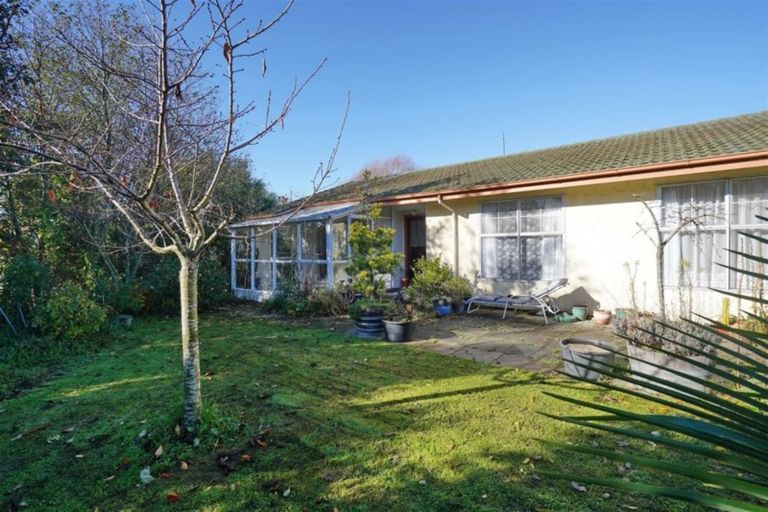 Photo of property in 32 Portman Street, Woolston, Christchurch, 8062