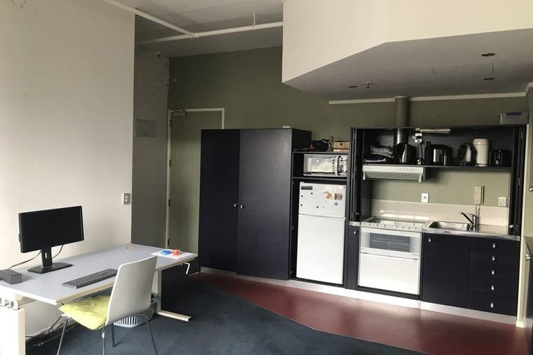Photo of property in Robert Hannah Centre, 21/5 Eva Street, Te Aro, Wellington, 6011