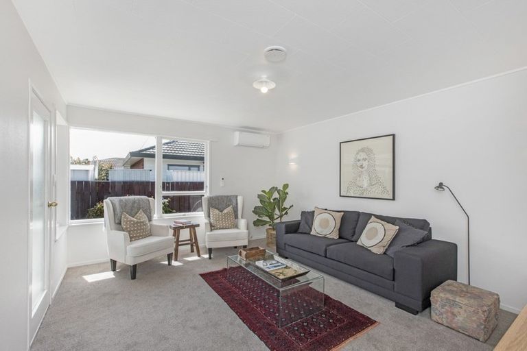 Photo of property in 2/507 Burnett Street, Mahora, Hastings, 4120