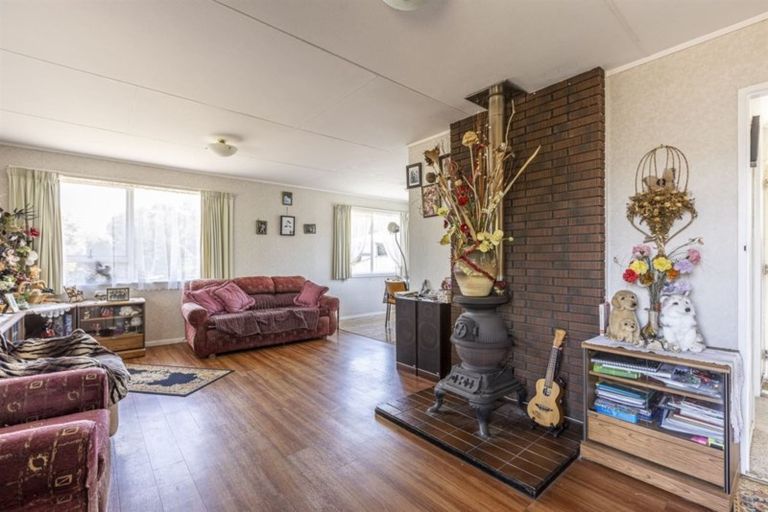 Photo of property in 6 Grant Place, Awapuni, Palmerston North, 4412