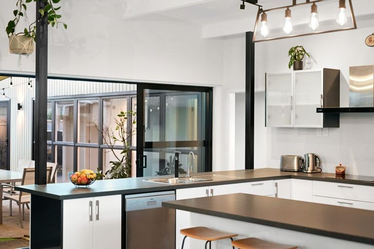 Photo of property in 11 Hillary Street, Chedworth, Hamilton, 3210