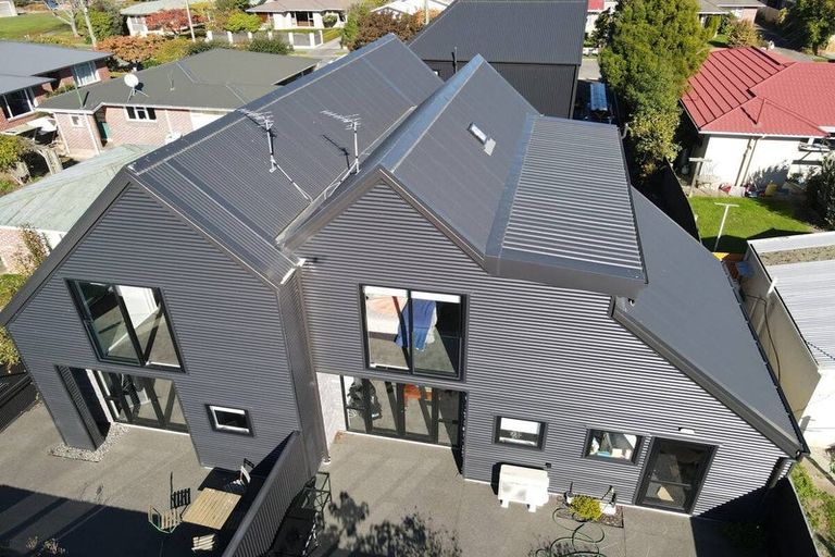 Photo of property in 17 Shearer Avenue, Papanui, Christchurch, 8052