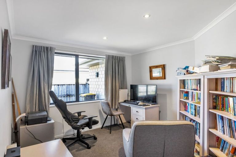 Photo of property in 6 Kawatiri Place, Westport, 7825