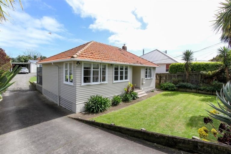 Photo of property in 20 Fitzroy Road, Fitzroy, New Plymouth, 4312