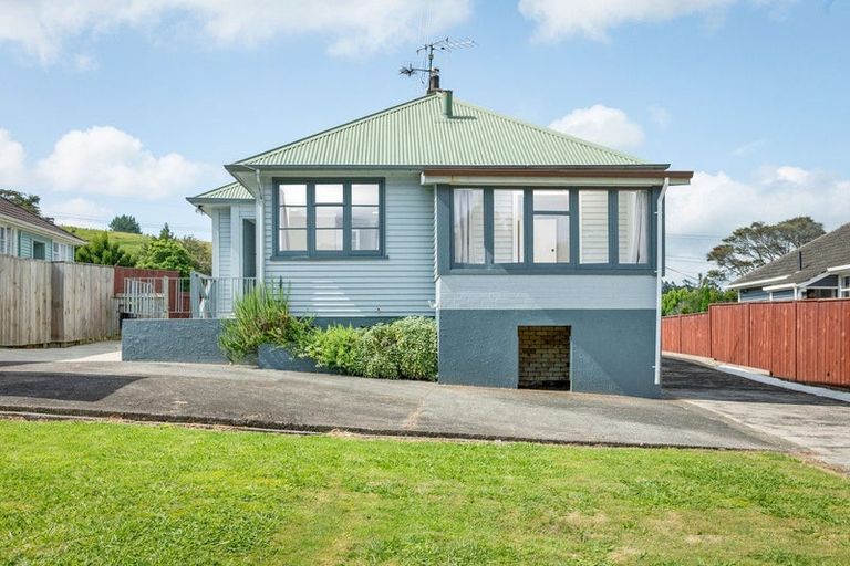 Photo of property in 80 Aorangi Road, Paeroa, 3600