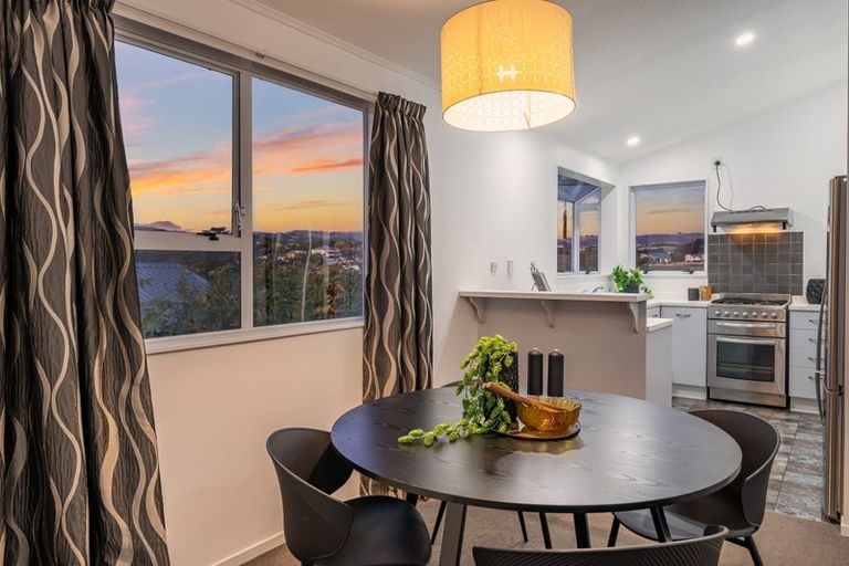 Photo of property in 8 James Cook Drive, Whitby, Porirua, 5024